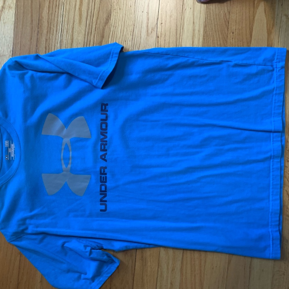 under armour t-shirt